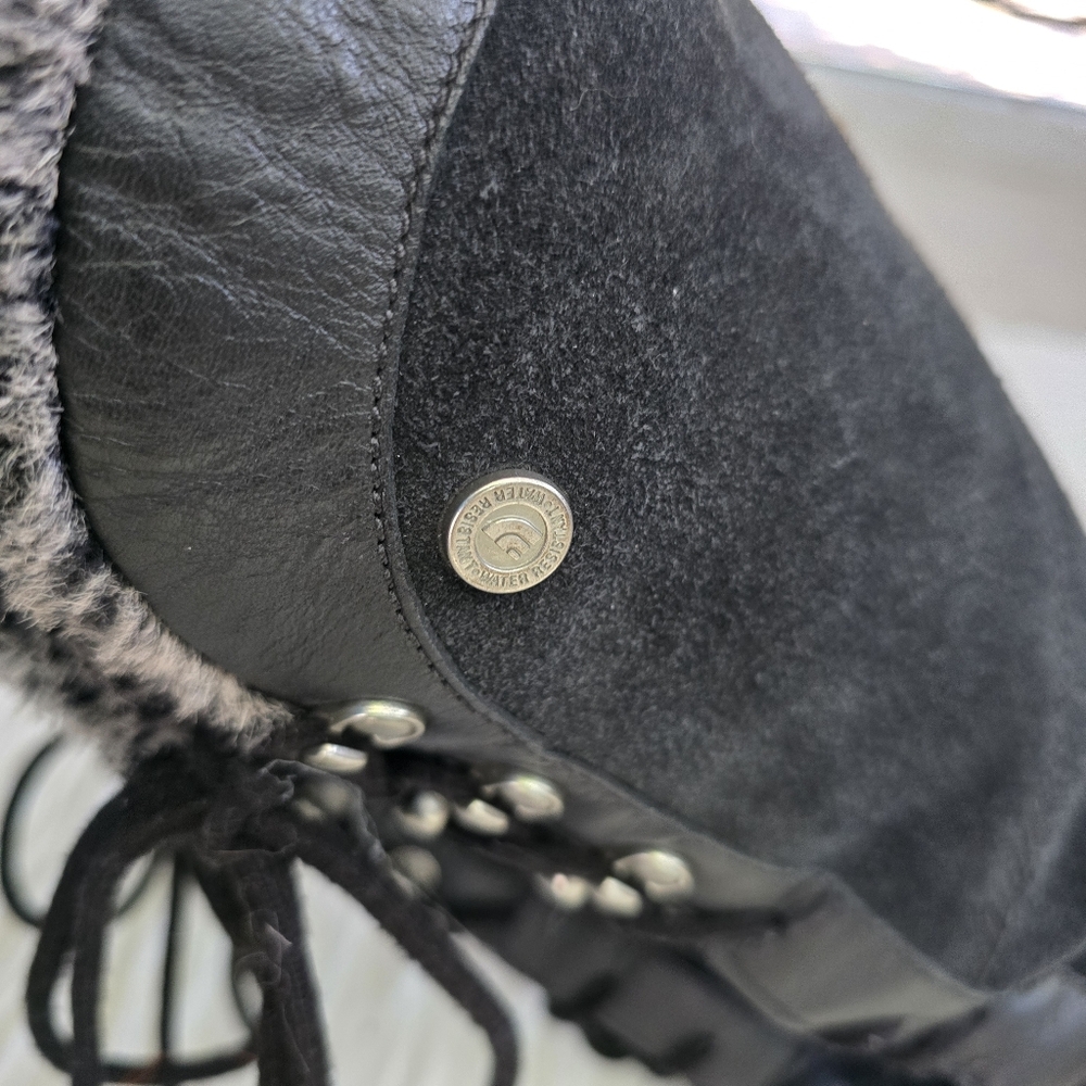 The North Face Women's Winter Boots - Picture 7 of 13